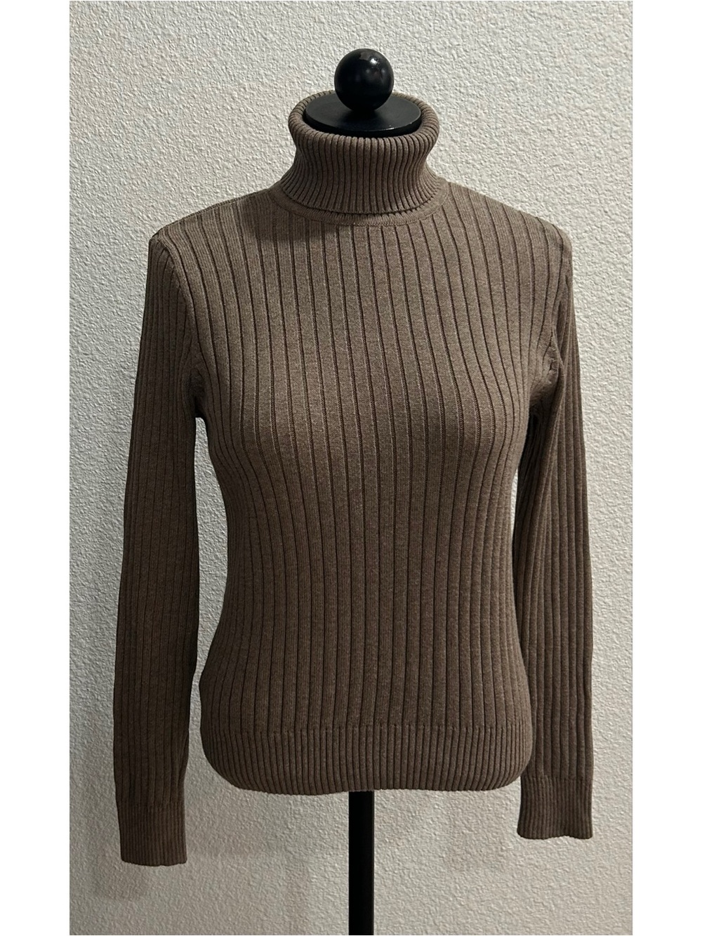 Jeanne Pierre Women’s Ribbed Turtleneck Sweater Small Petite Brown 100% Cotton